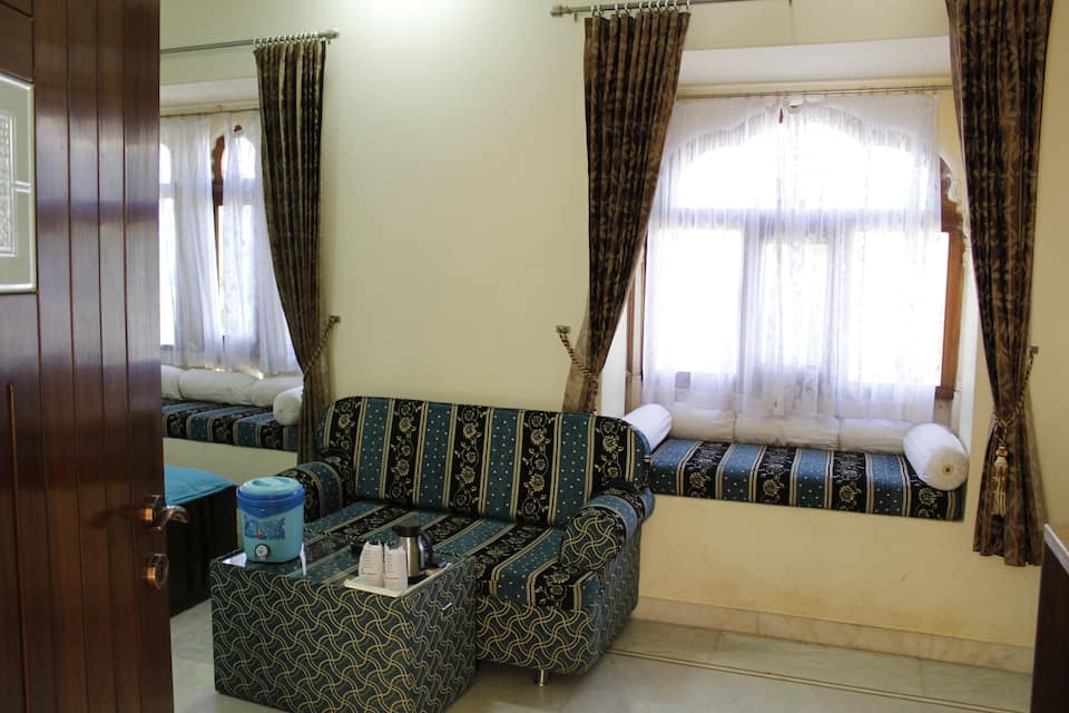 Hotel Neeraj